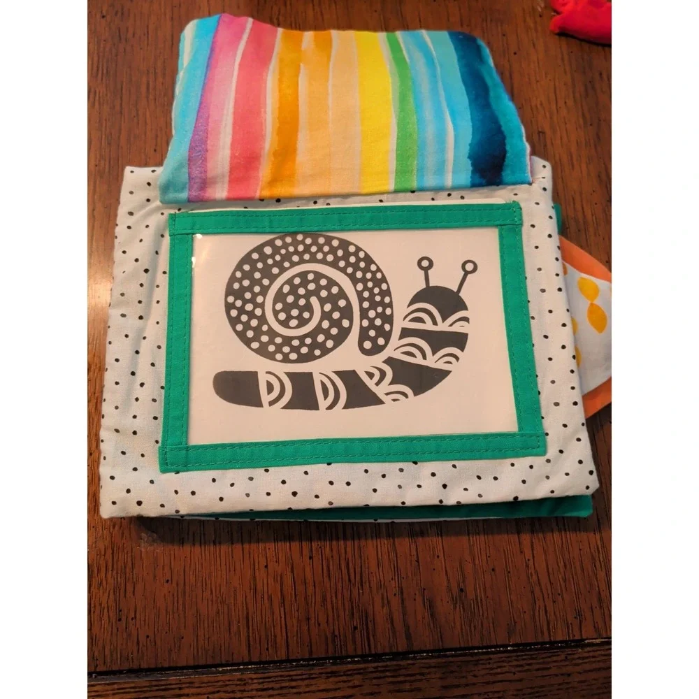 Lovevery Soft Crinkle Sensory Book The Charmer Play Kit Montessori Baby Toy H65